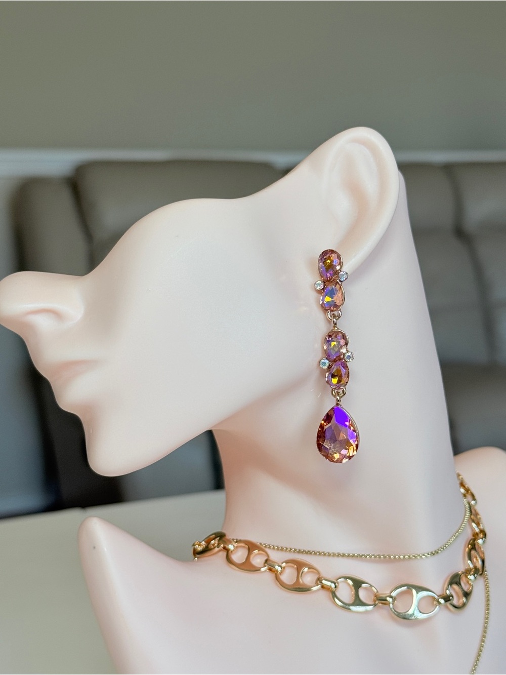 Gold-Tone Pink Crystal Drop Earrings – Elegant Statement - Picture 4 of 12